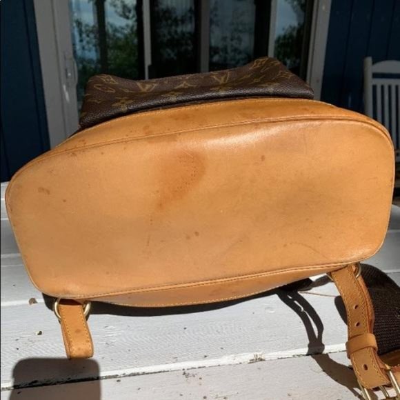 Louis Vuitton Monogram Montsouris GM Backpack LV - Picture 4 of 15